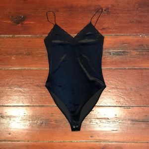 Forever 21 Black Lace Velvet Bodysuit (Size Small)